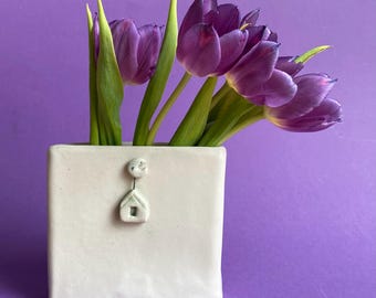 Square vase house moon white