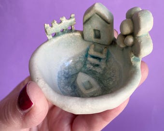 Ceramic miniature fairy world