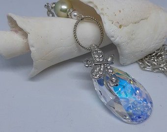 Sparkling swarovski crystal in clear aurora borealis  with swarovski glass pearl