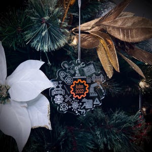 Custom Engineering Ornament Keychain: Solar-Powered STEM Gift
