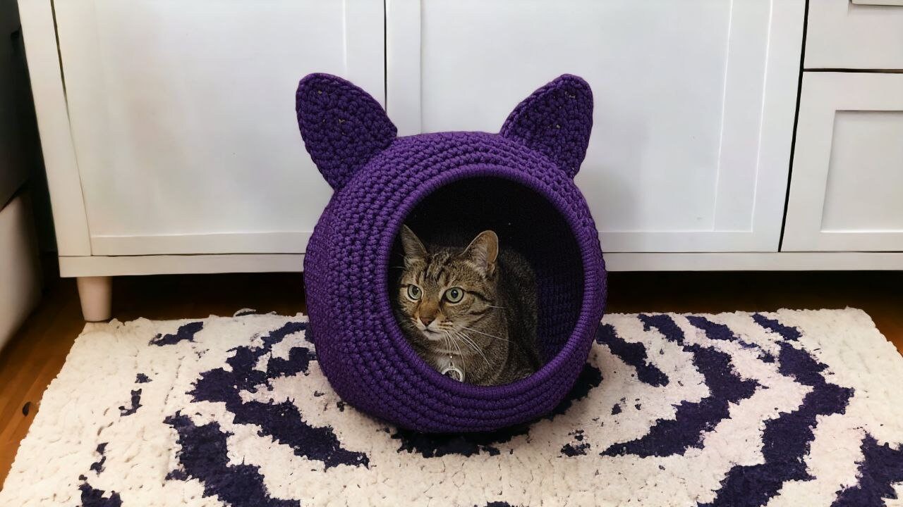 Cute Cat House, Cat Cave Pattern, Fancy Cat Bed, Large Modern Pet Bed