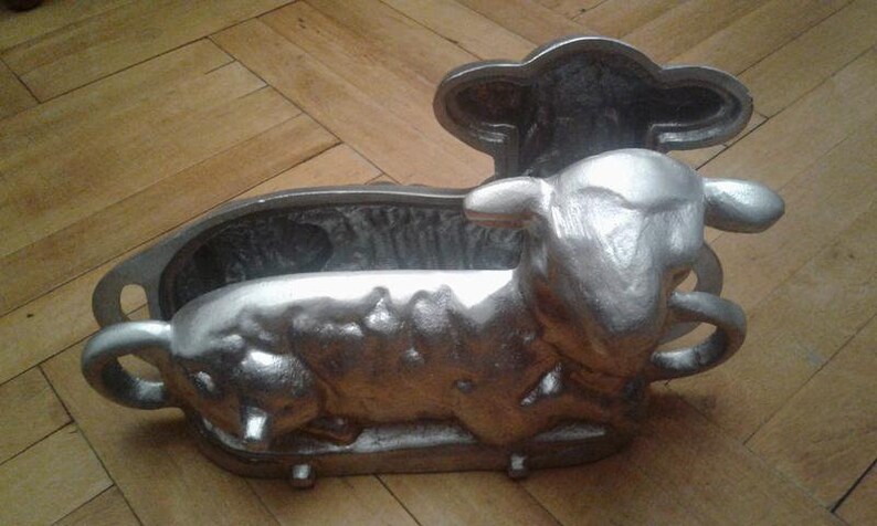 Aluminum cookie mold for cooking CAKE and making big cake Easter Lamb Gift for EASTER, metal cookie cutter zdjęcie 5