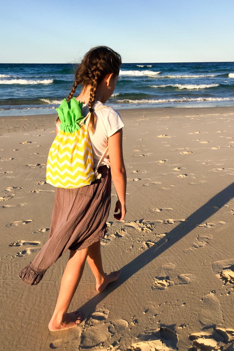Drawstring Pineapple Shaped Backpack