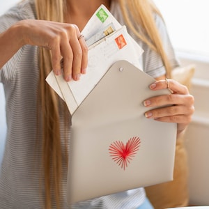 Stitch Heart Strings envelope pouch- DIY with needle & thread