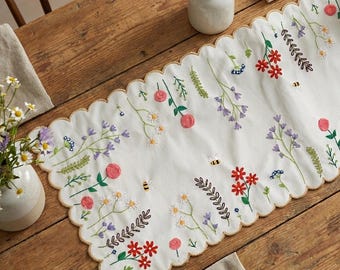 Kit de bordado para camino de mesa "Cose tus flores"
