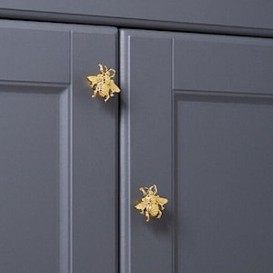 Brass Dresser Handle Small Bee Cabinet Handle Study Bedroom Cabinet Door Handle Drawer Handle Furniture Decoration Single Hole Handle Knob