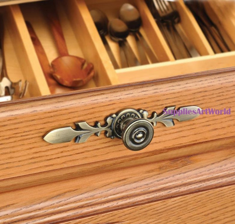 Antique Bronze Knobs Handles Vintage Style Dresser Knobs Pulls Etsy