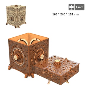 Puede incluir: Una caja de madera con intrincados diseños cortados con láser y una tapa separada. La caja es marrón, de forma cuadrada, con dimensiones de 16,5 x 24 x 16,5 cm. La madera tiene un grosor de 4 mm.