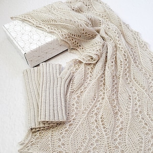 Merino Wool Scarf and Fingerless Gloves Set - Beige Knit