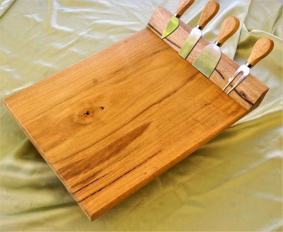 Cheese board (2) in Marri Timber