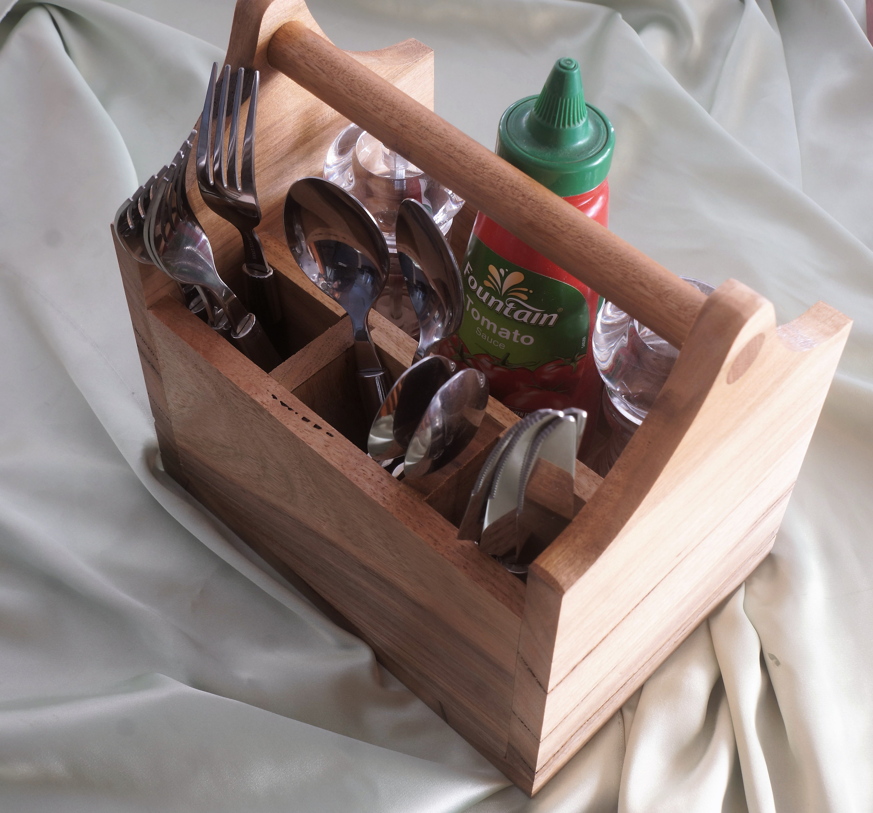 Cutlery Caddy Marri Timber (M1)