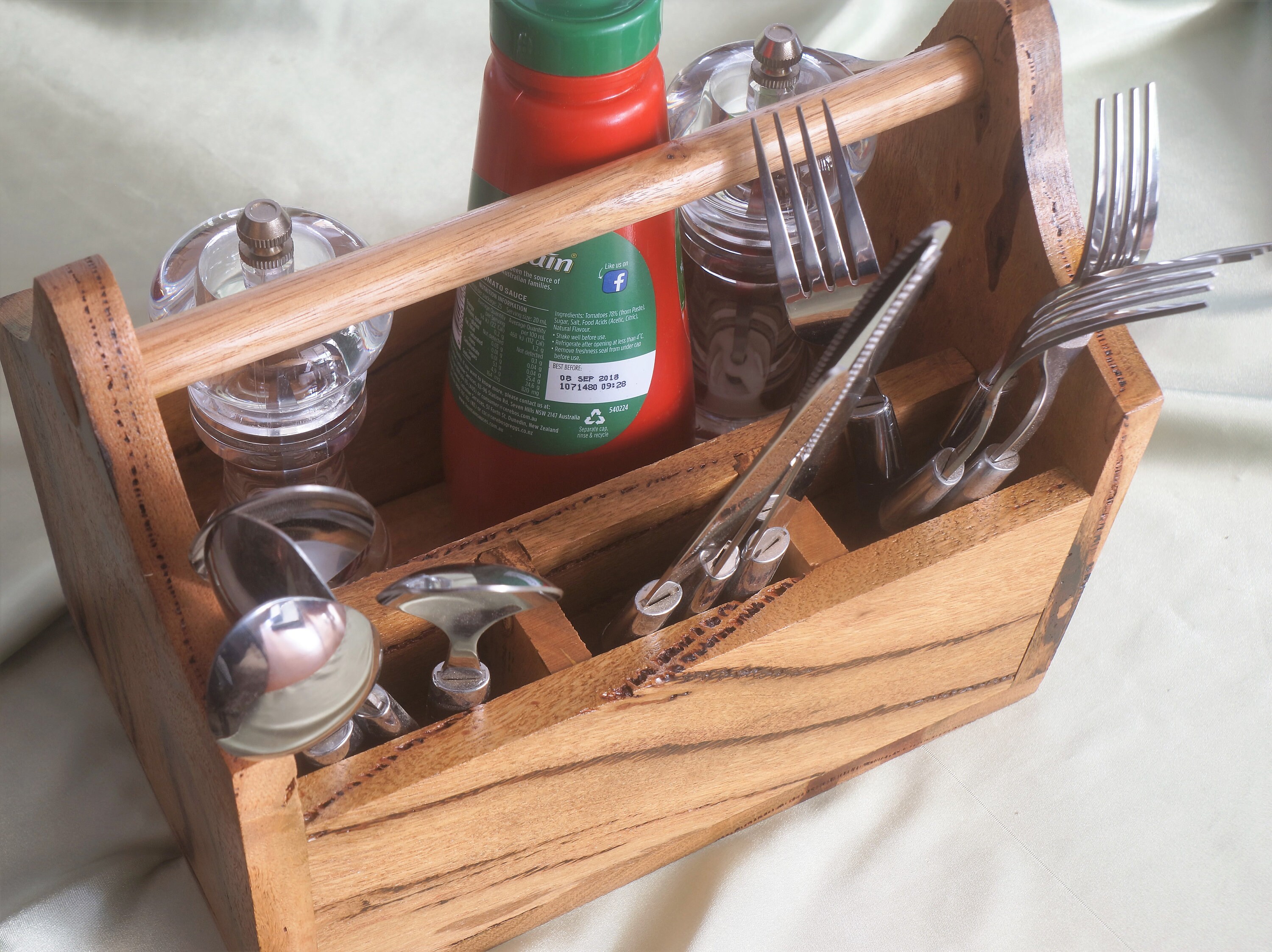 Cutlery Caddy Marri Timber (2)