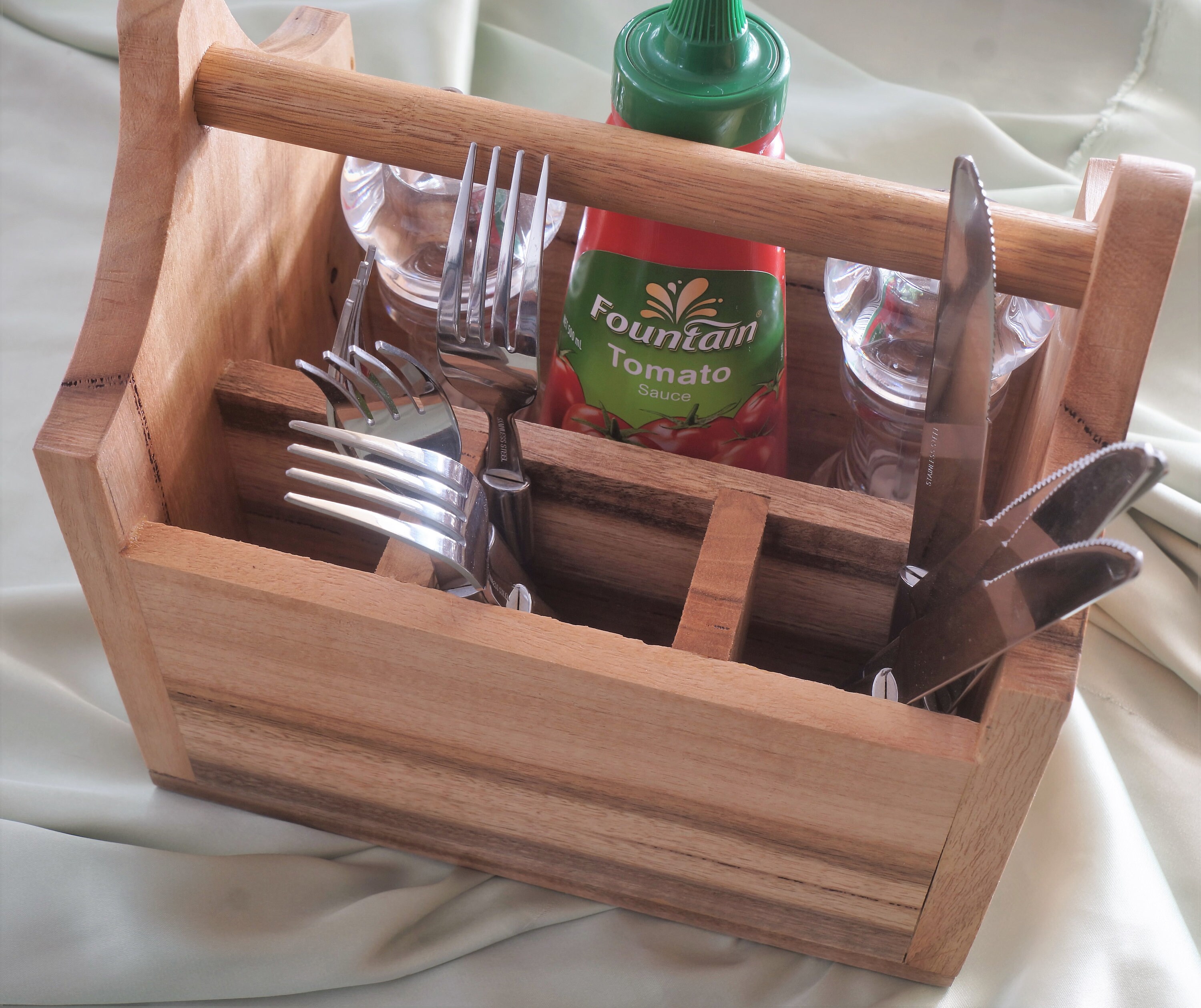 Cutlery Caddy Marri Timber (M2)