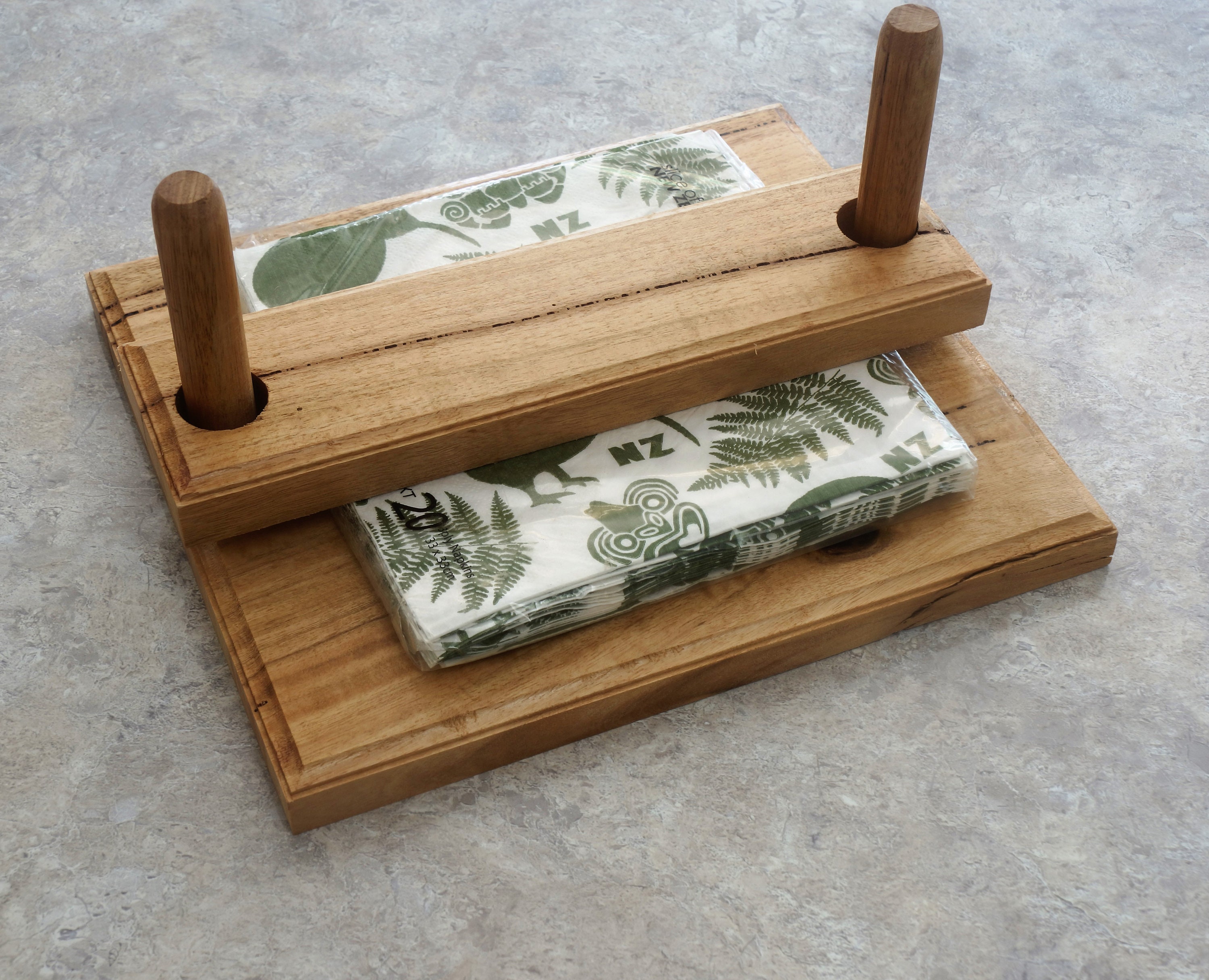 Napkin Holder in Marri (2)