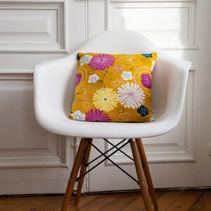 Decorative cushion, japanese fabric made, Coussin vintage moutarde, coussin carré, superbe tissus japonais 40x40 cm image 2