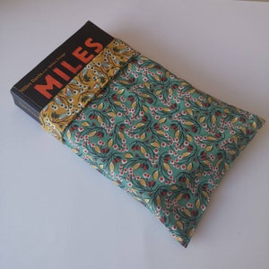 Large format book pouch, magnetic, reversible. Fleurs jaune et vert