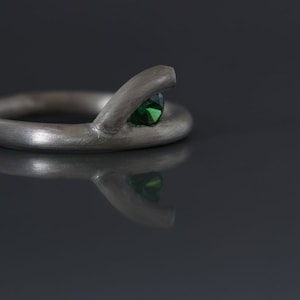 Branch fork ring with green zircona
