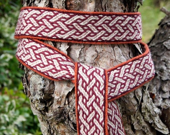Tablet woven belt for Viking reenactment - 195 cm - Birka Viking pattern - basket weave