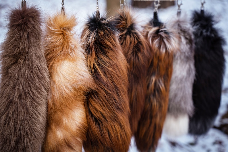 Fox tail keychain, very soft and fluffy fox tail for historical nad LARP costumes. image 8