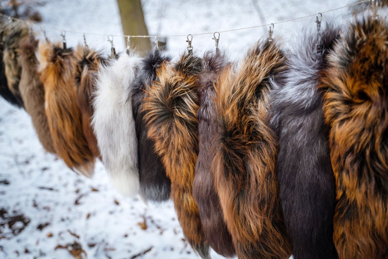 Fox tail keychain, very soft and fluffy fox tail for historical nad LARP costumes. image 6