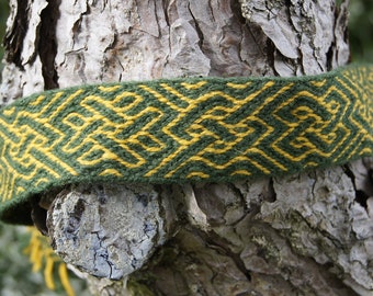 Celtic knot hand woven belt - Irish, druid, fae, elf, Irish - tablet woven green belt