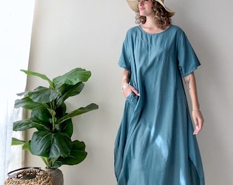 Sukienka z bawełnianej gazy w kolorze przygaszonego turkusu z kieszenią | Luźna sukienka maxi w stylu boho | Miękkie, naturalne bawełniane ubranie