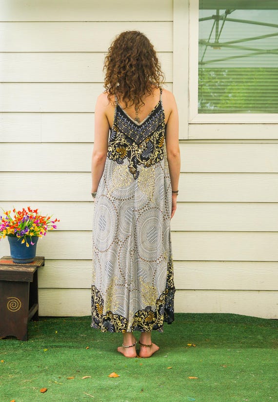 Vestido largo bohemio de lujo Desert Rose, vestido playero