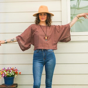 Top corto in garza di cotone naturale grezzo, camicetta kimono estiva, top tunica ampia, camicia di cotone, top minimali, abbigliamento in cotone