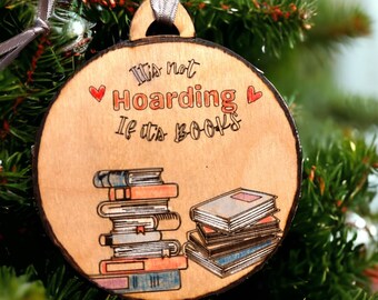 Book lover Ornament-Bookclub Ornament-I love books decor-Wood Slice Ornament-Reading Ornament