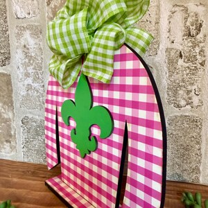 Kentucky Derby Decor: Wooden Jockey Silk Tabletop Centerpiece-Jockey Silk Center Piece-Derby Jockey Silk image 2