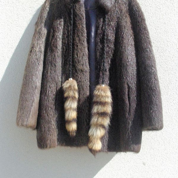 Manteau en fourrure de raton laveur - Veste courte vintage pour femme - Mode rétro - Vêtement en véritable poil d'animal - Petite taille