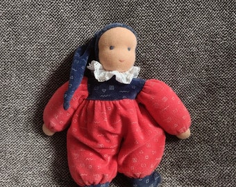 Z/ Blaue und rote Stoffpuppe - Waldorfstil - Vintage Baby mit spitzer Mütze