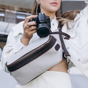 Vintage Banana Camera Bag – Handmade Leather & Canvas Photographer&#39;s Pouch (TARWA RCJ-1313-4LX) travel camera case photographer gift