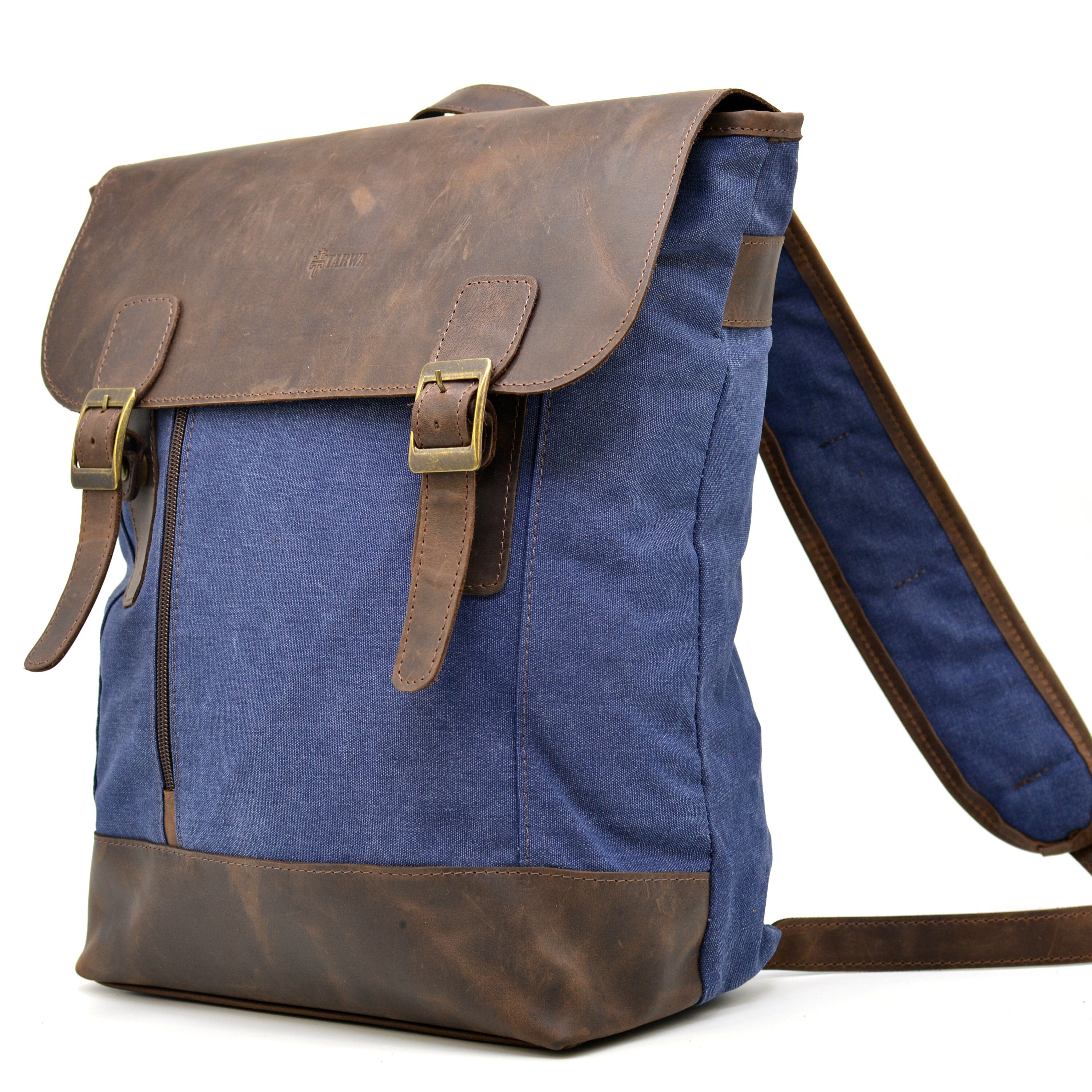 vintage backpack laptop