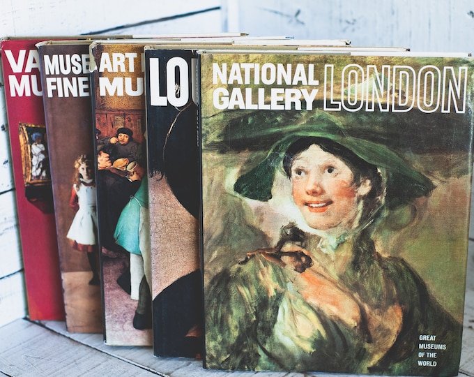 Vintage ART Books, Newsweek Great Museums of the World Book Collection