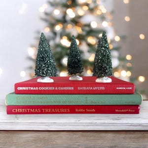 Vintage Christmas Books Stack, Red Green and Gold Books for Holiday Home Decor, Vintage Christmas Book Decor, Red and Green Christmas Books