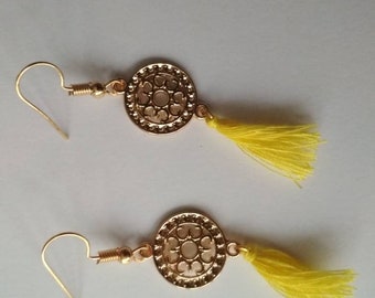 Boucles d'oreilles pompon