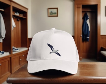 Embroidered Eagle Trucker Hat: Golf Snapback Cap