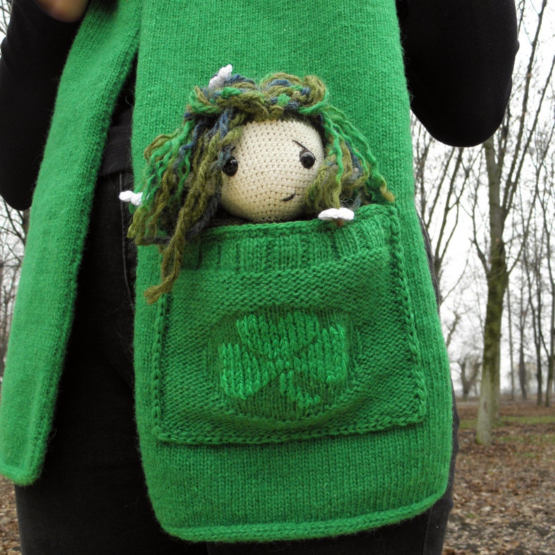 Xmas hood scarf gift Green hooded pocket clover scarf Unisex cool hood Cowl knitted pure wool Scoodie Long headscarf for ginger young man