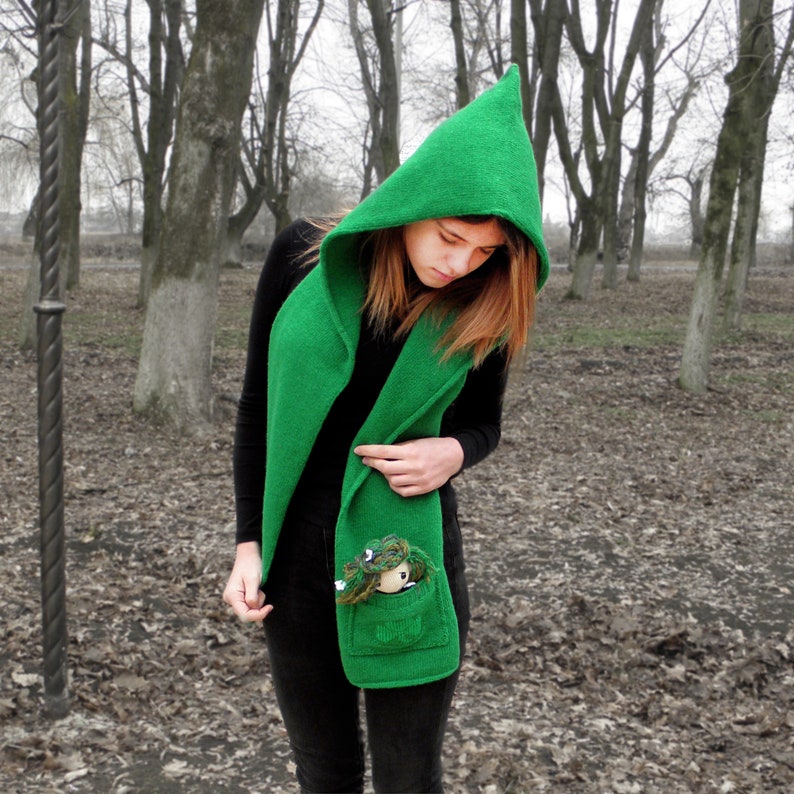 Xmas hood scarf gift Green hooded pocket clover scarf Unisex cool hood Cowl knitted pure wool Scoodie Long headscarf for ginger young man