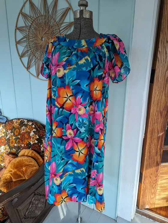 70s Vintage Hilo Hattie Hawaiian Dress - image 2