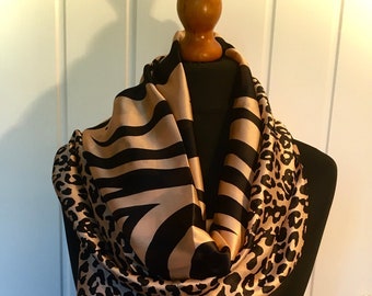 Lujosa bufanda de seda suave. Diseño vibrante con estampado animal. Caja de regalo/Navidad personalizada disponible. ¡Gran regalo para el Día de la Madre!
