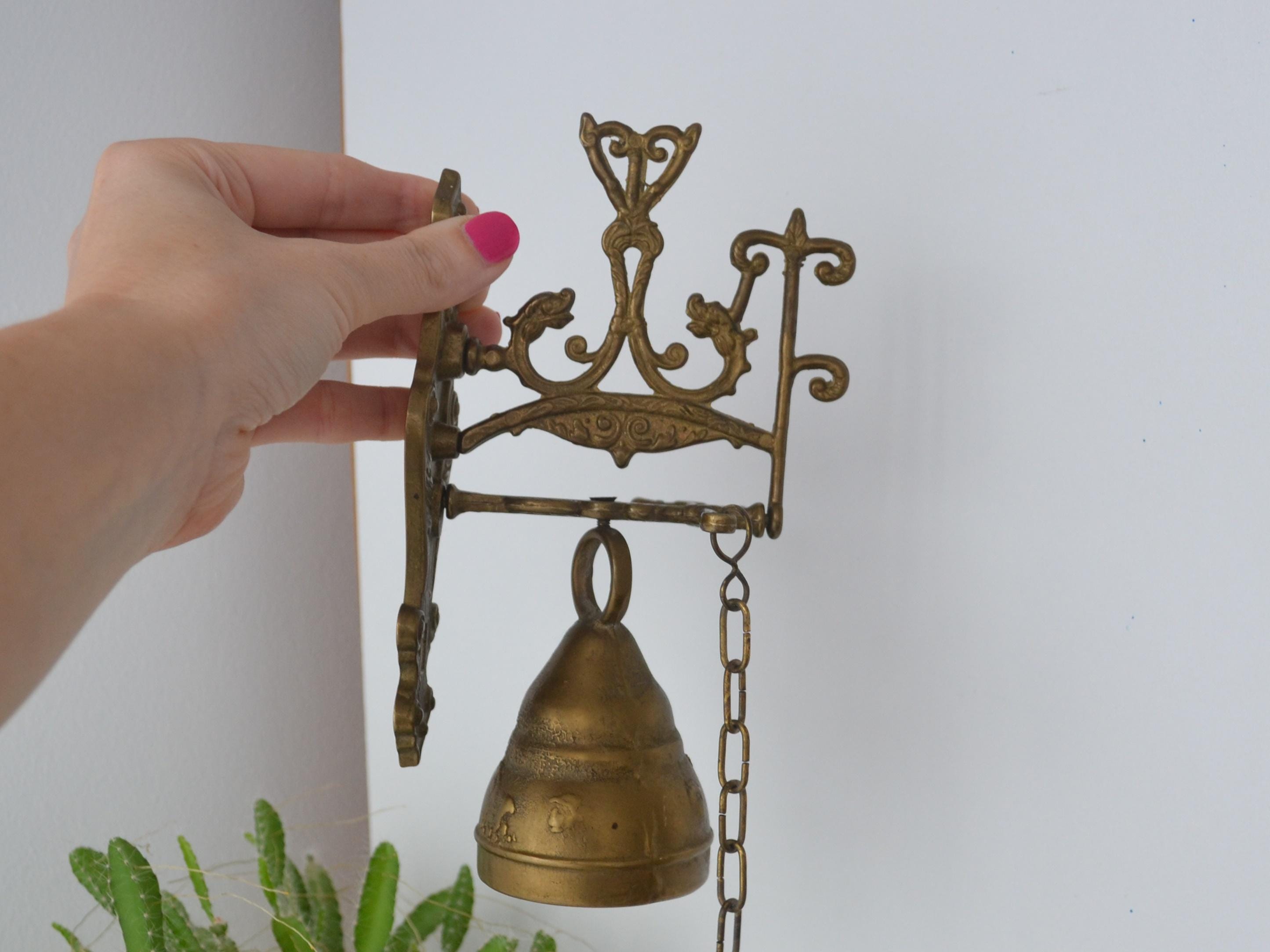 ヴィンテージ真鍮ドラゴンウォールベル、華やかな東洋風デザイン