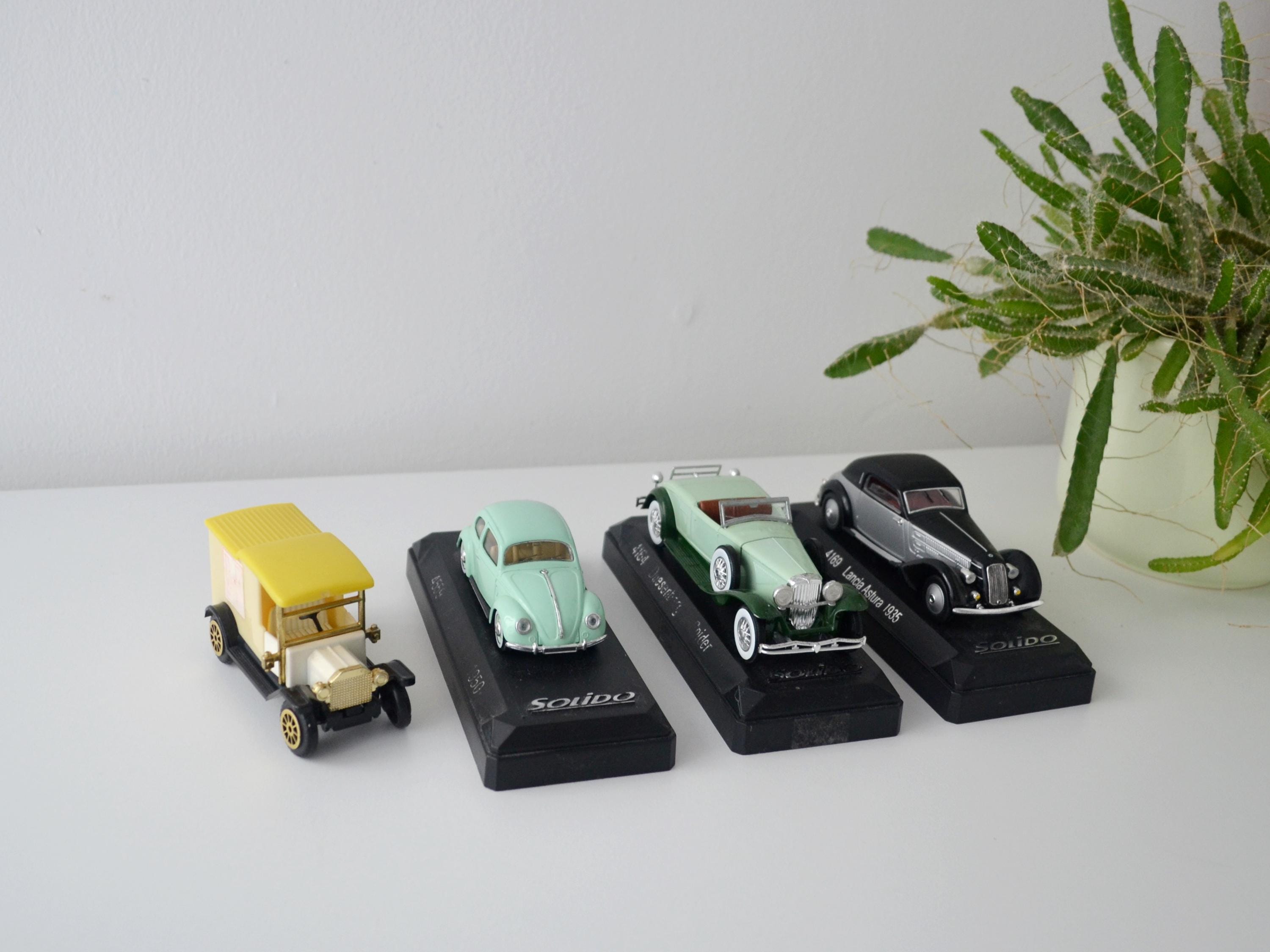 Solido Setof 4 Model Car Collection Vintage Display Set Classic