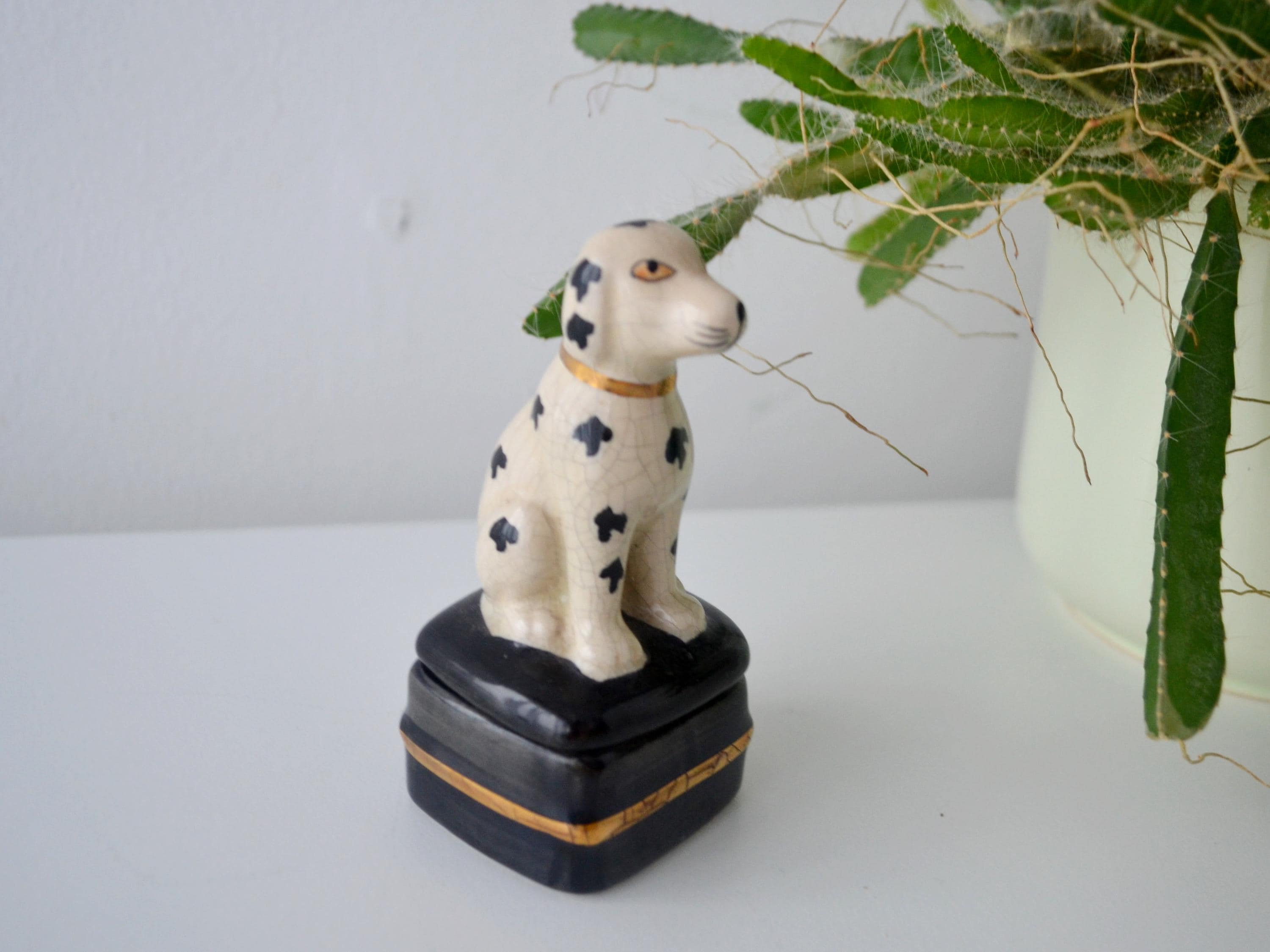 Librasco Japan Dalmatian Trinket Box | Crackle Glaze