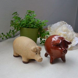 Pair pigs ceramic pig figurines ceramic piglet brown pig ornament pigs figurine