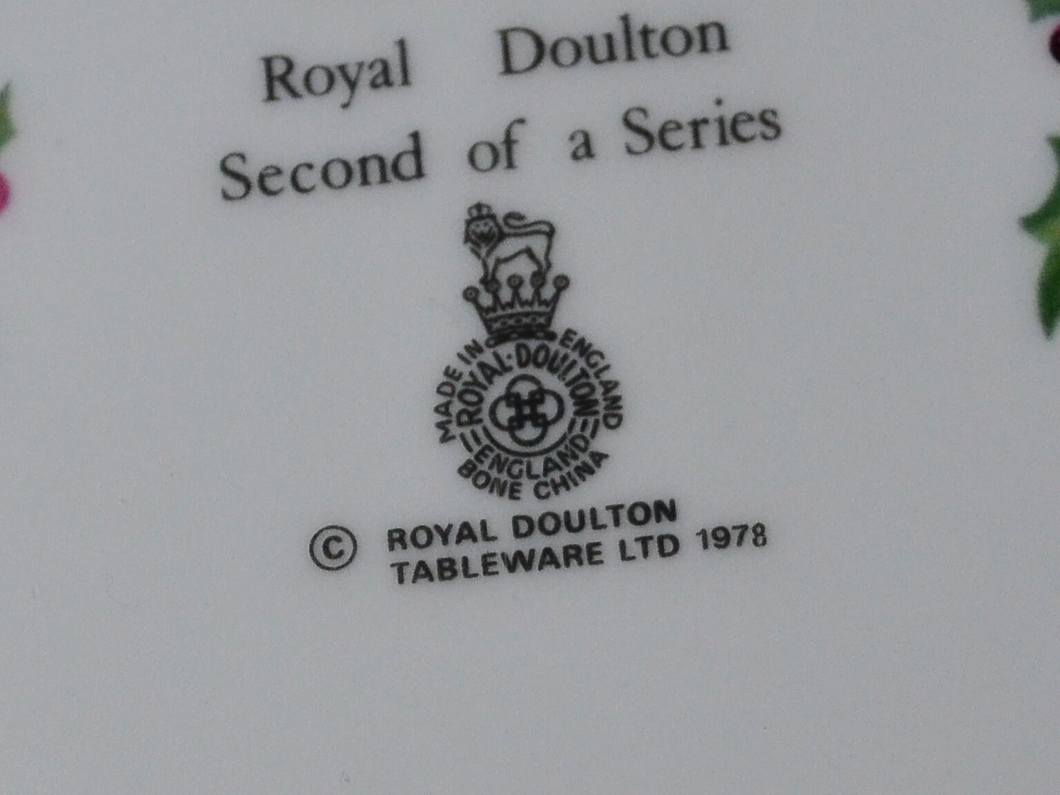 ロイヤルドルトン　クリスマスプレート　1978製造　径21.2cm ロイヤルドルトン クリスマス 1978 プレート 磁器 クリスマス