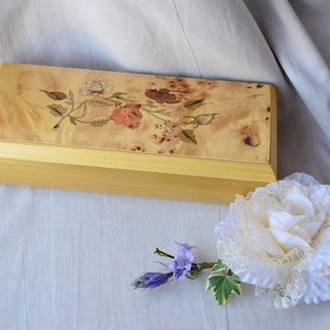 Roses Wooden large box vintage trinket box jewellery box holder unique old wooden rose inlay motif rose home 80s rose box Male & Co