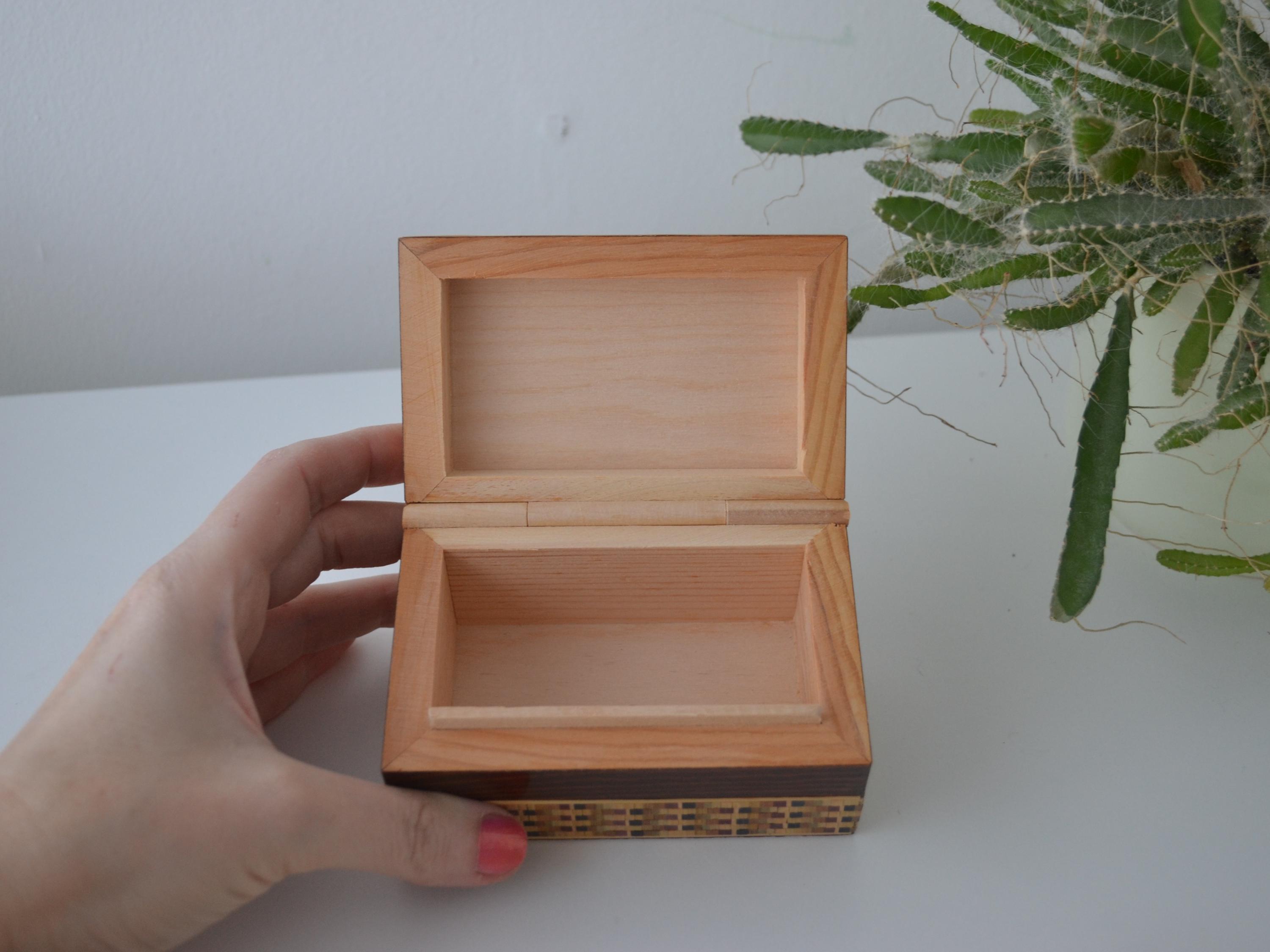ロシアの麦わら象嵌箱 1991年 ソビエト民芸品 木製寄木細工 - Etsy 日本
