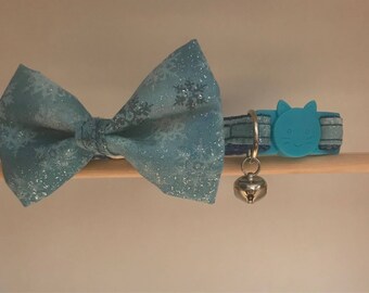 Items similar to Cat or Kitten Collar with Bow Tie or ...